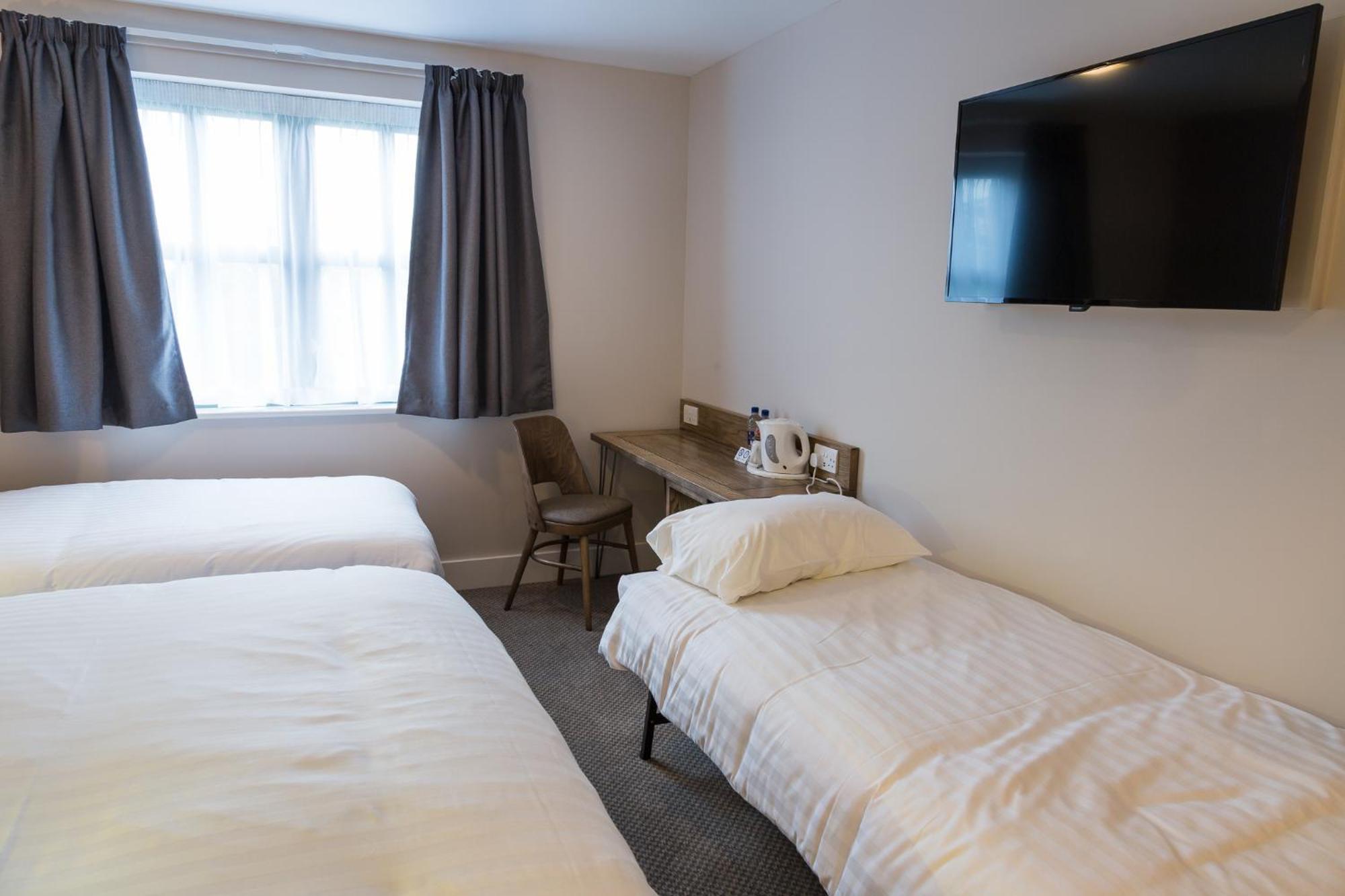 Spread Eagle, Gailey By Marston'S Inns Esterno foto